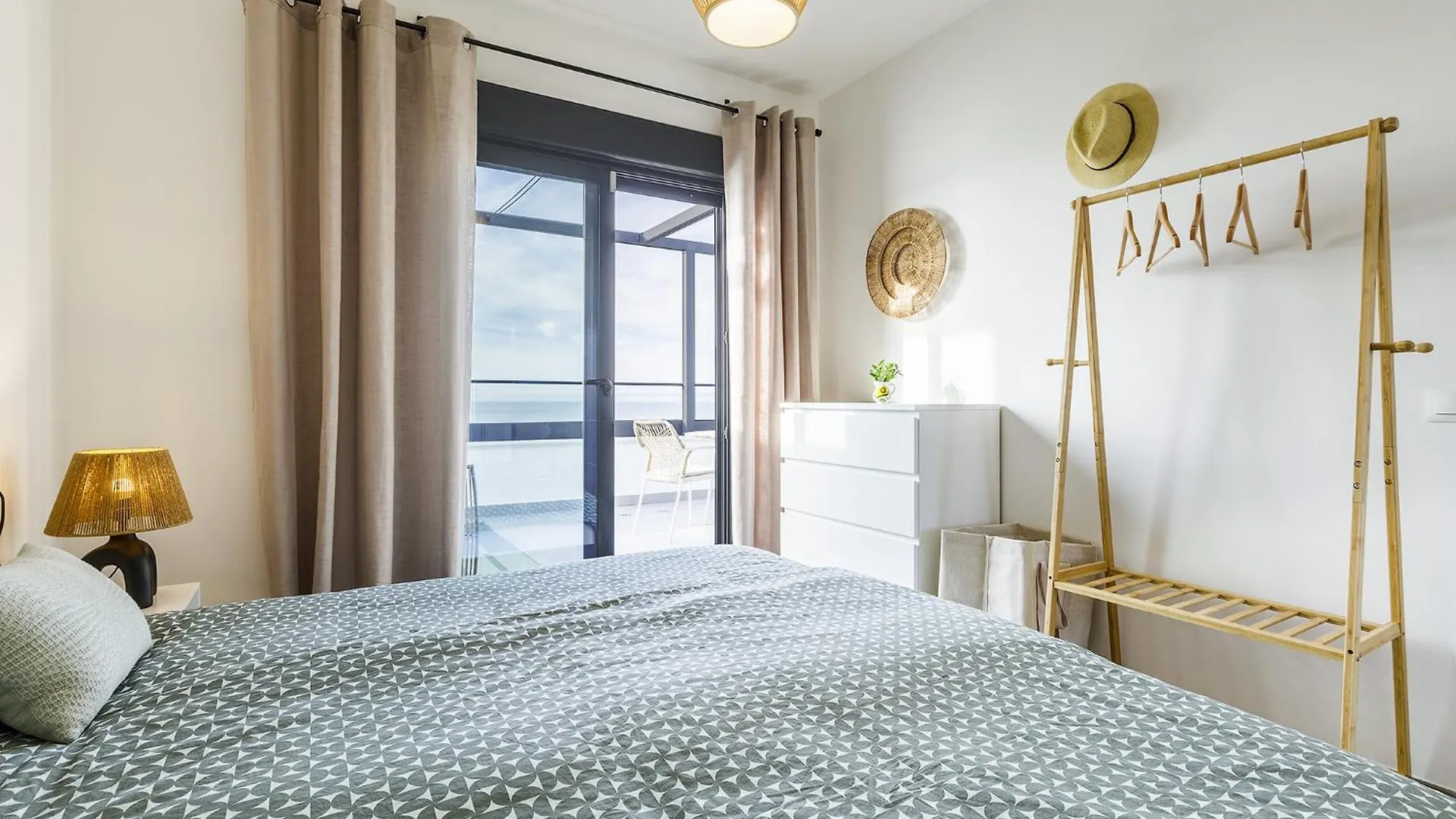 Апартаменты A&N Atico Dimo Terraza Del Mar Альгарробо-Коста